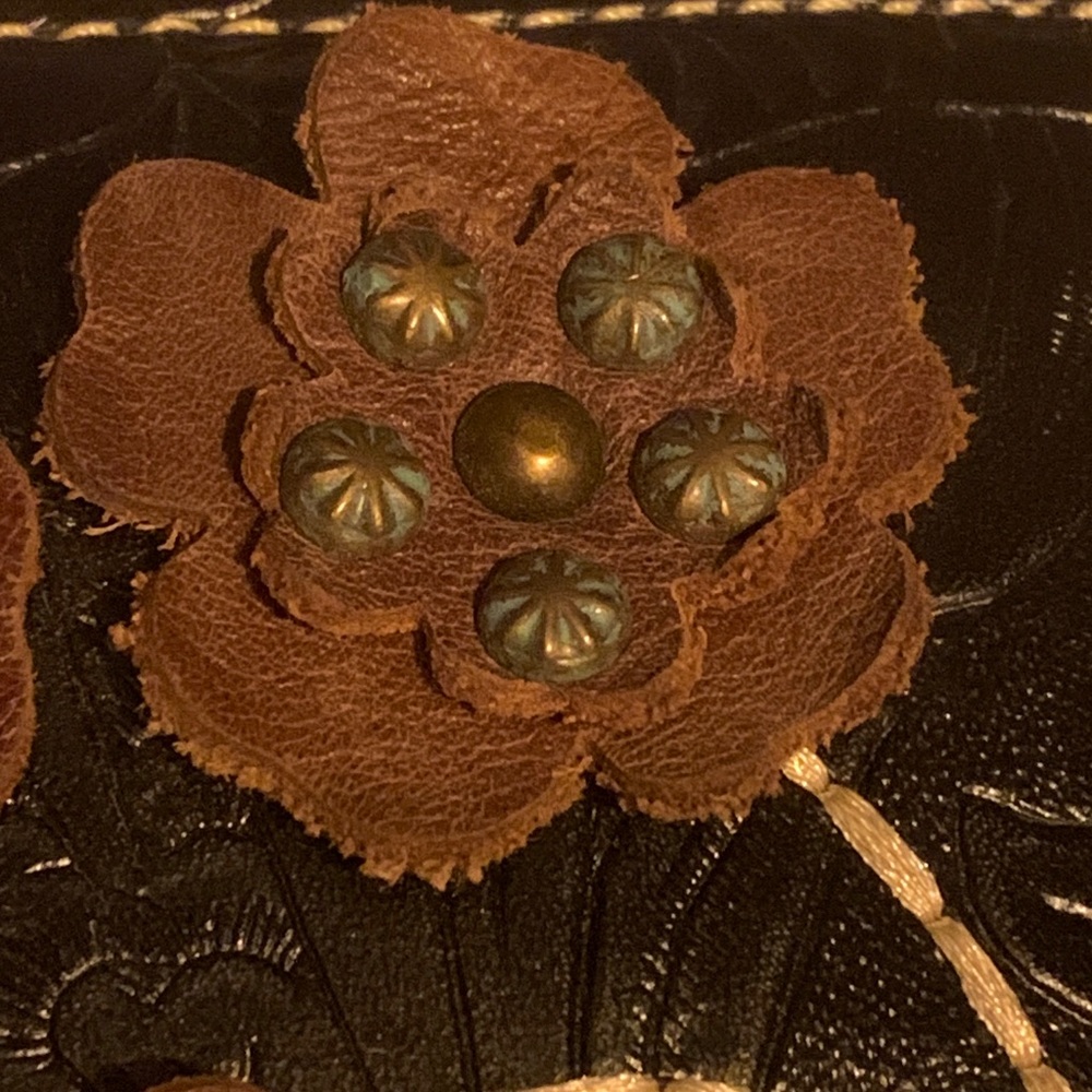 MONTANA WEST Southwestern Floral Turquoise Brown Black 3D Floral Flowers Wallet - Picture 5 of 16